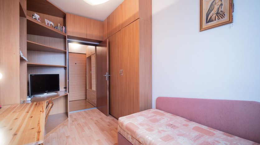 Predám 2 izbový byt v Bratislave – mestská časť Ružinov – fotka 2