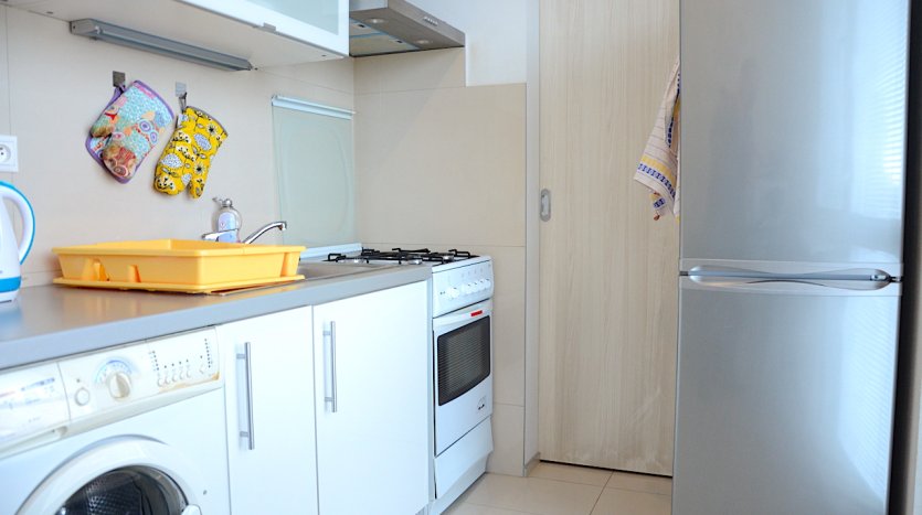 PRENAJATÉ. Prenajmem 3 izbový byt po kompletnej rekonštrukcii. PROVÍZIU NEPLATÍTE! – fotka 2