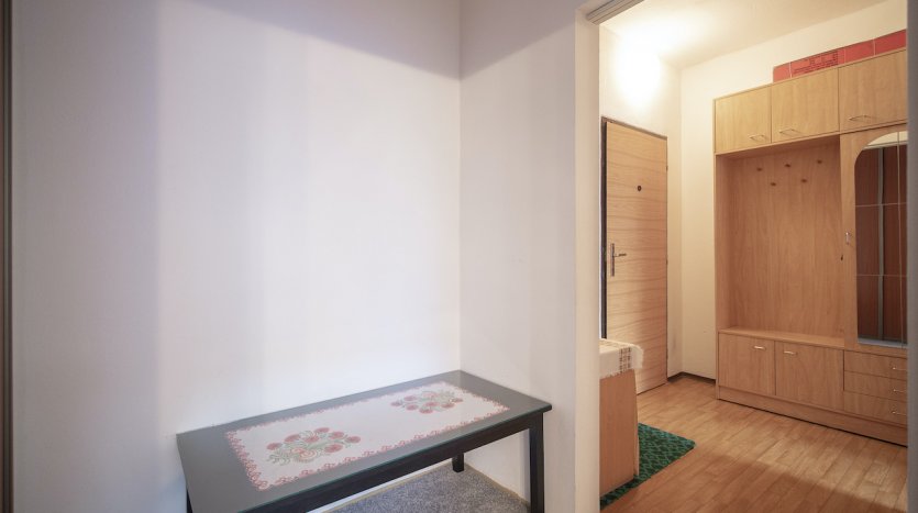 Predám 2 izbový byt v Bratislave – mestská časť Ružinov – fotka 5